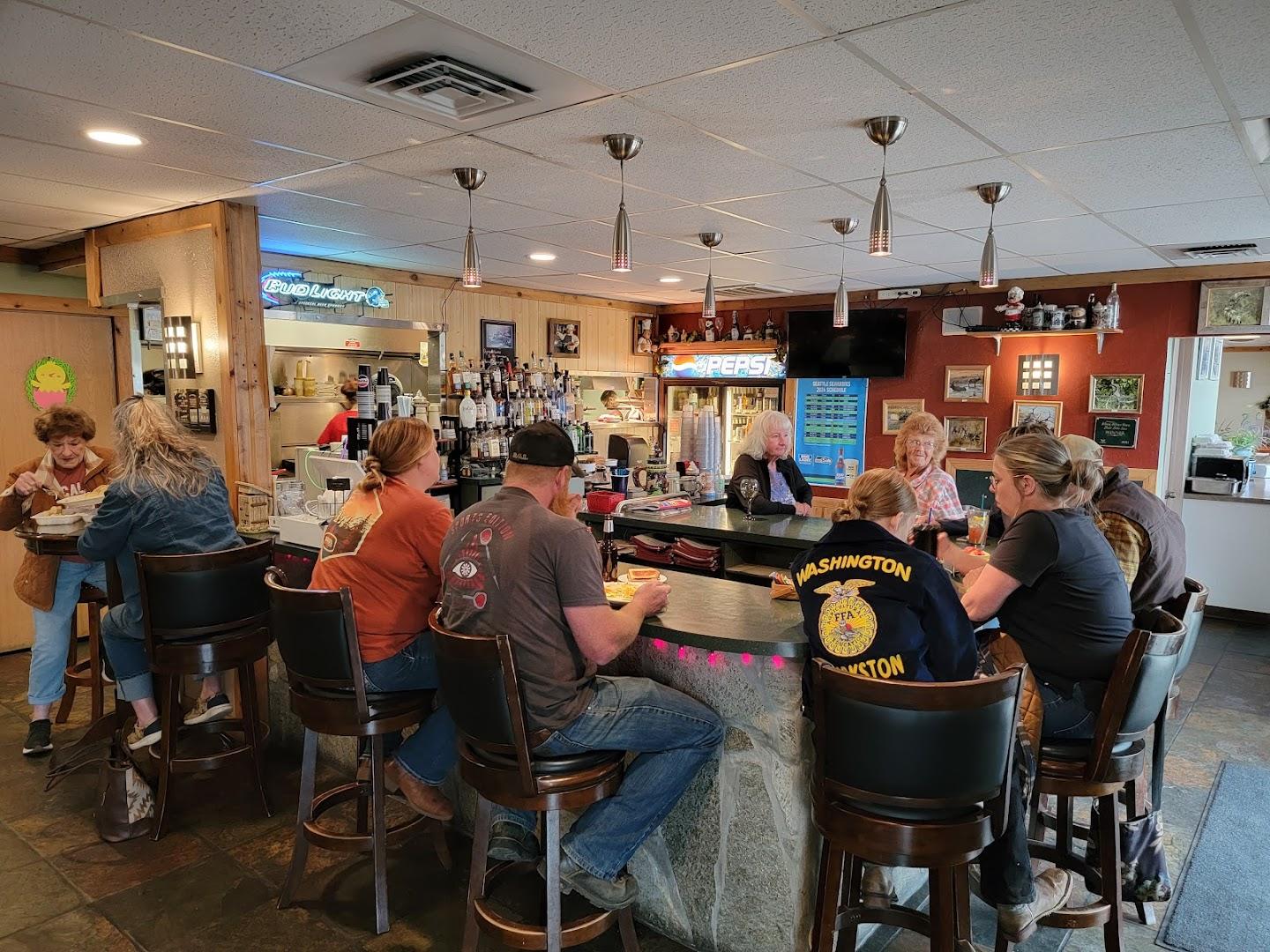 Matt's Grill & Lodge